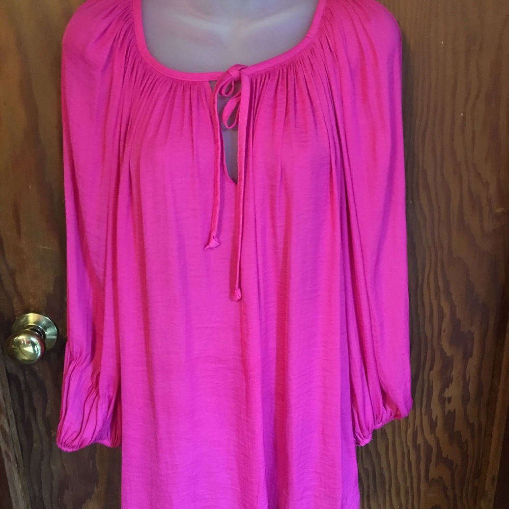 Jennifer Lopez plus size Top bell sleeve 2X